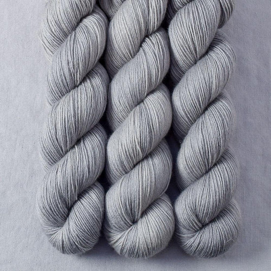 Quicksilver - Miss Babs Katahdin 437 yarn