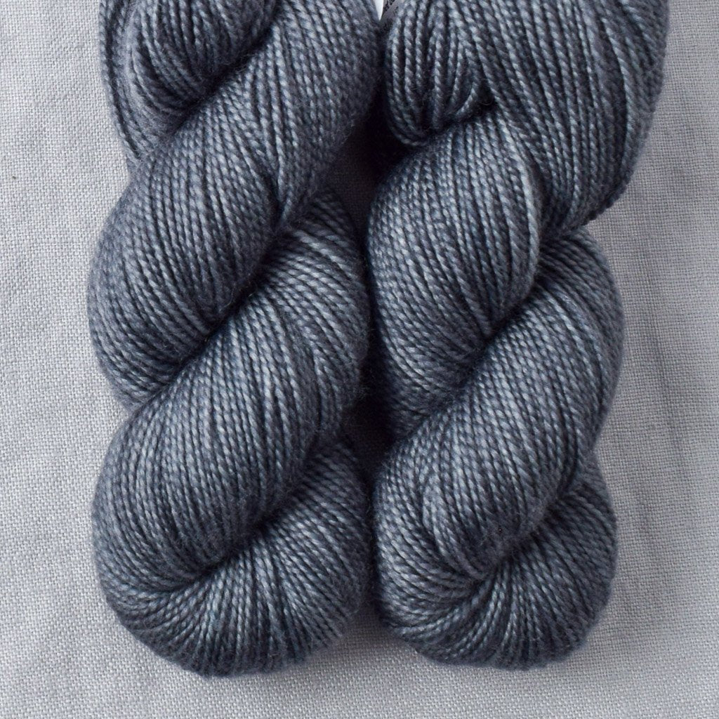 Rastaban - Miss Babs Yummy 2-Ply Toes superwash Merino wool yarn