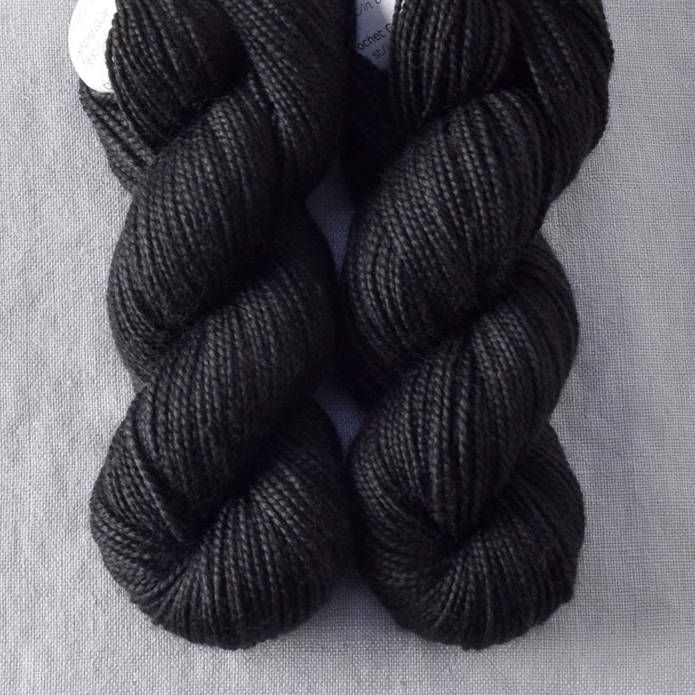 Reality - Miss Babs Yummy 2-Ply Toes superwash Merino wool yarn