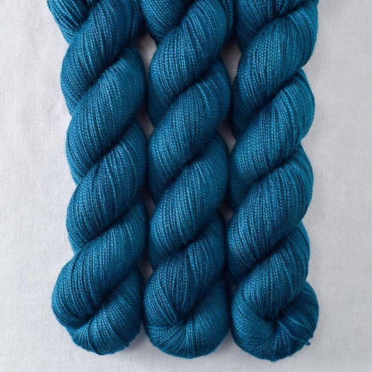 River Severn - Miss Babs Yummy 2-Ply yarn