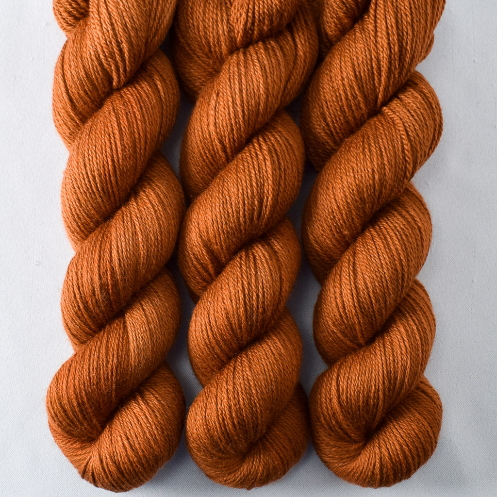 Roasted Pumpkin - Miss Babs Killington 350 yarn