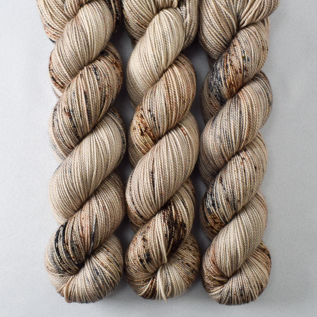 Rock Sparrow - Yummy 2-Ply - Babette