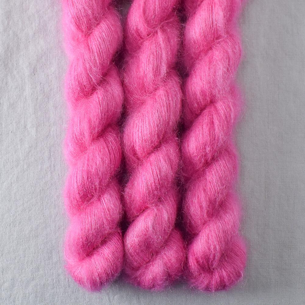 Ruchbah - Miss Babs Moonglow yarn