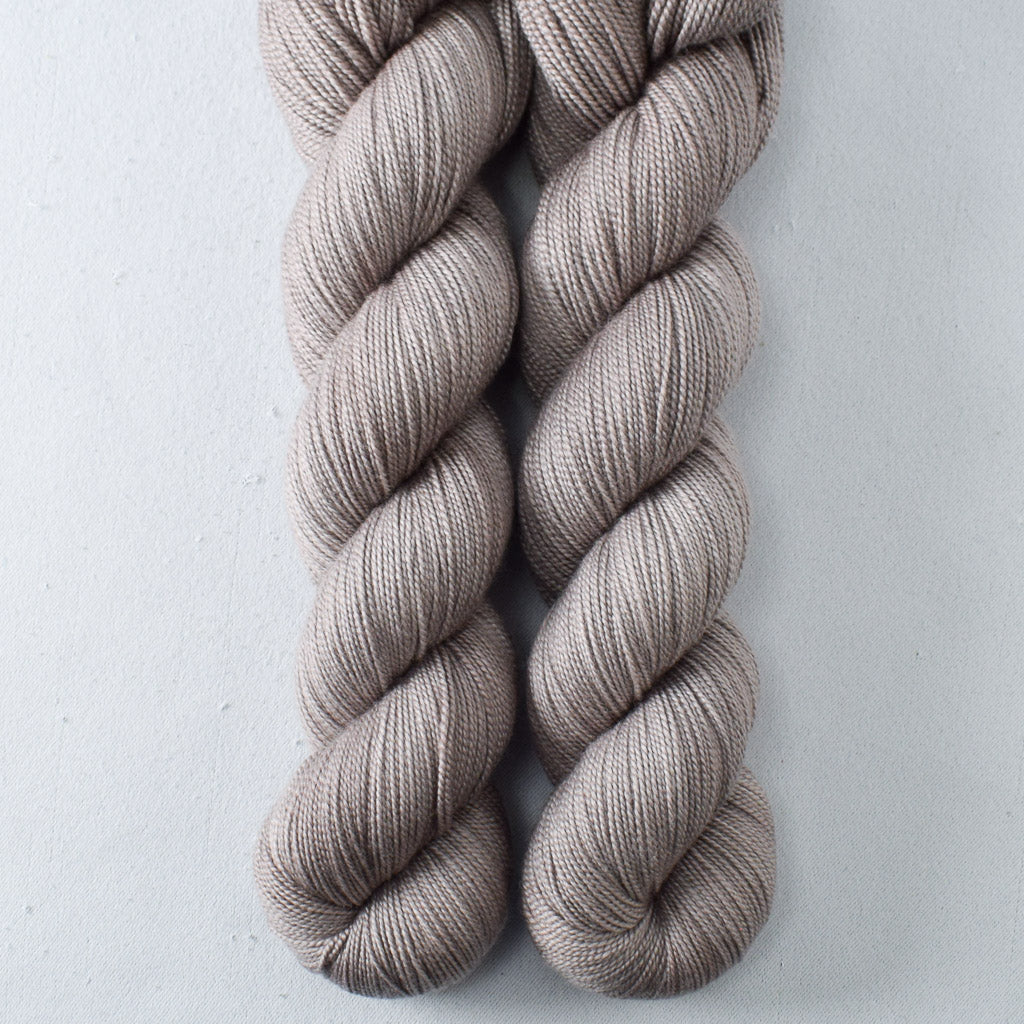 Run Away - Miss Babs Avon yarn