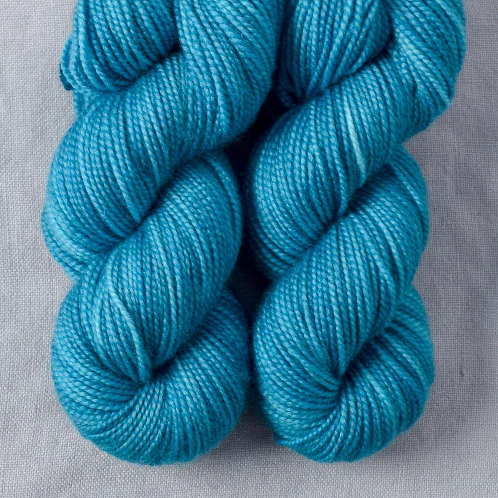 Salish - Miss Babs Yummy 2-Ply Toes superwash Merino wool yarn
