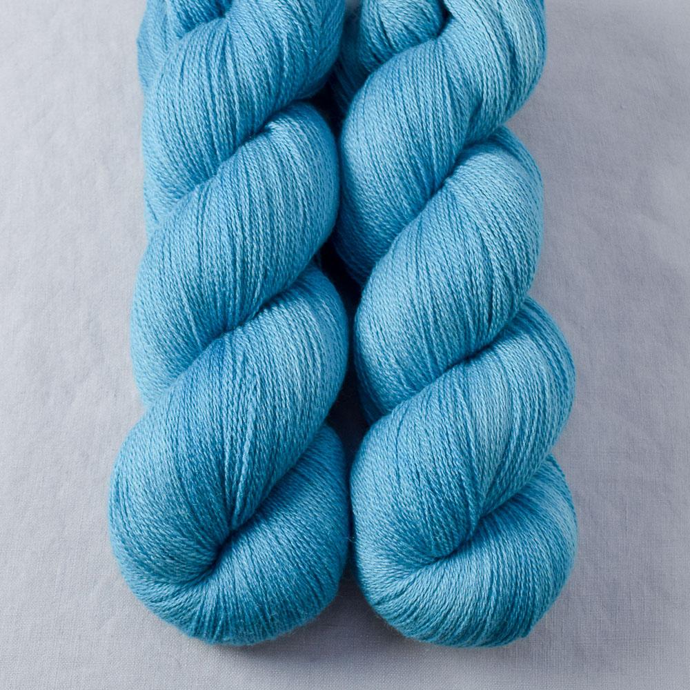 Salish - Miss Babs Yearning yarn