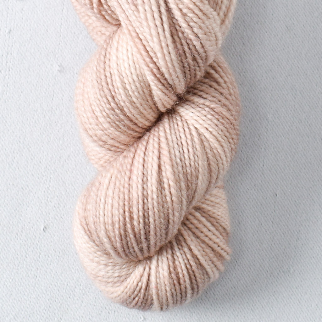 Salmanazar - Miss Babs Yummy 2-Ply Toes superwash Merino wool yarn