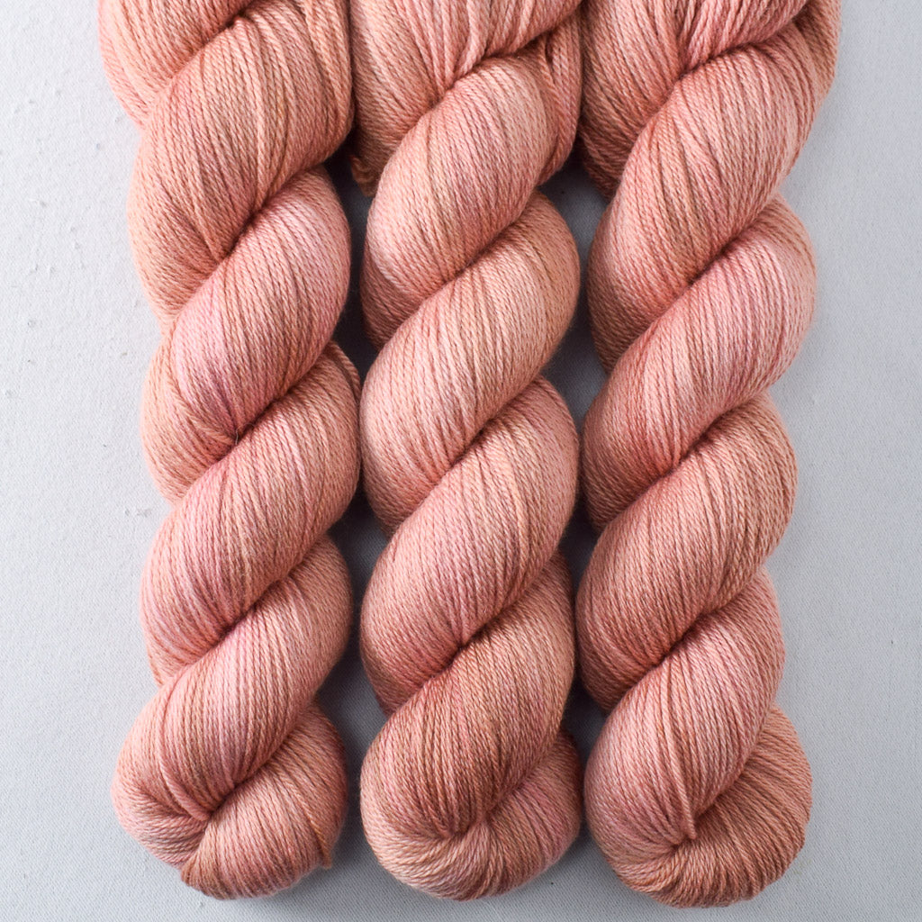 Salmon Toast - Miss Babs Caroline merino-cashmere-nylon yarn