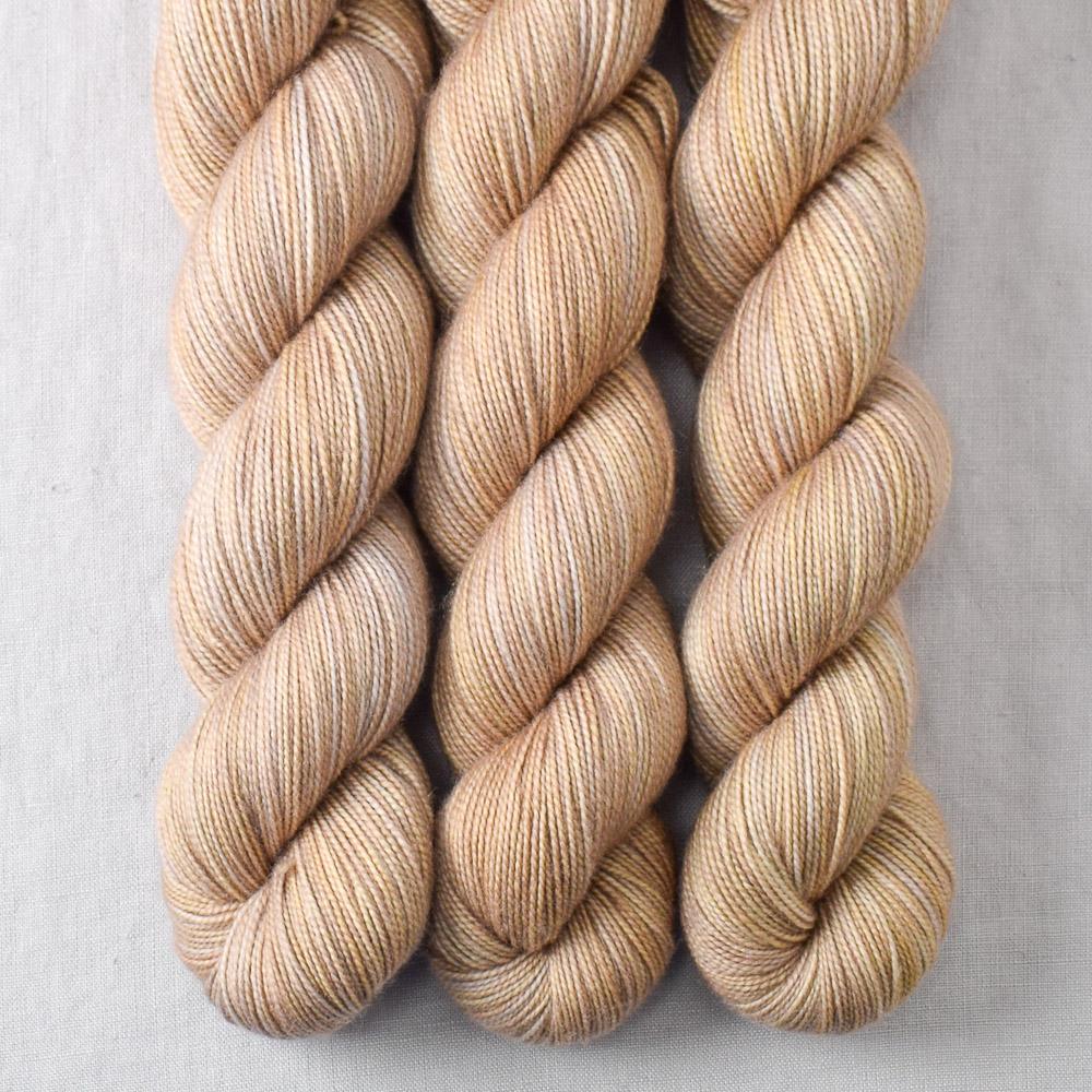 Sand Dollar - Miss Babs Yummy 2-Ply yarn