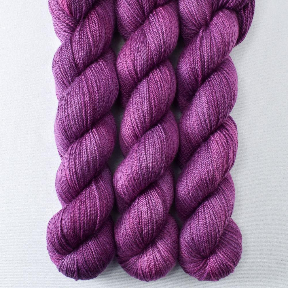 Sangria - Miss Babs Caroline merino-cashmere-nylon yarn