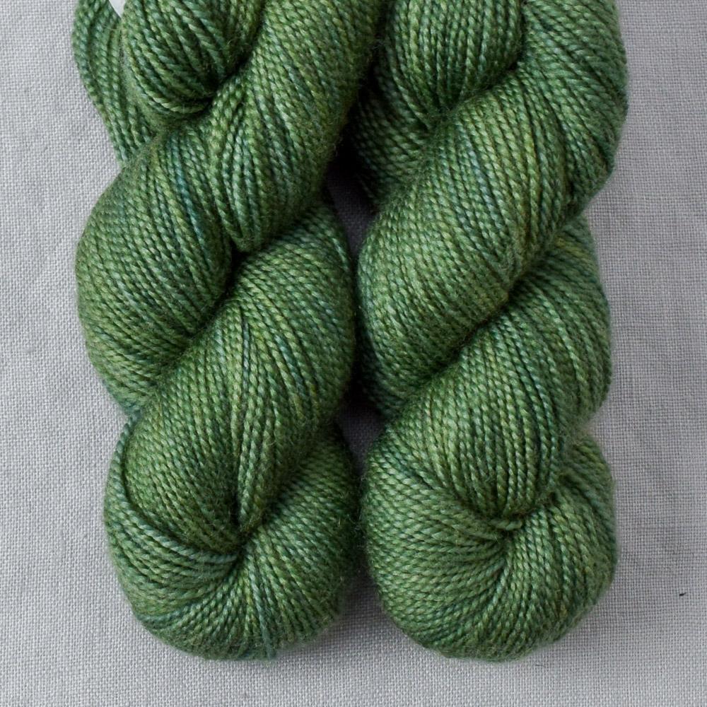 Sarouk - Miss Babs Yummy 2-Ply Toes superwash Merino wool yarn