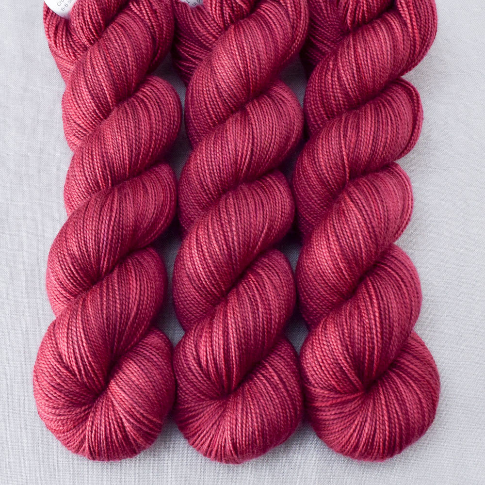 Smooch - Miss Babs Yummy 2-Ply superwash Merino wool yarn