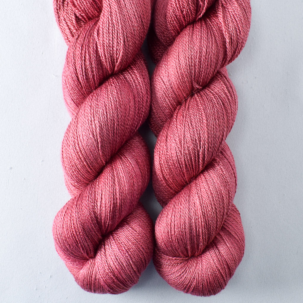Smooch - Miss Babs Yearning yarn