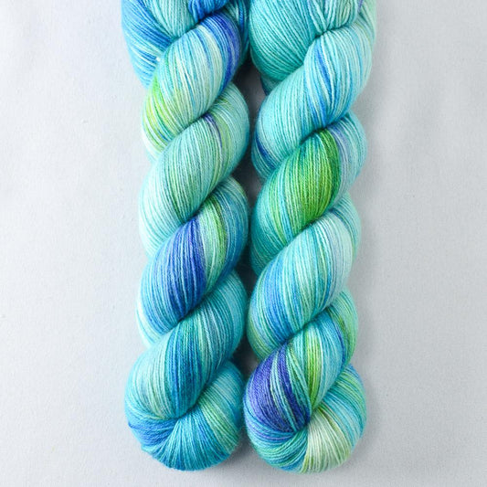 Smurf and Turf - Miss Babs Katahdin 600 yarn