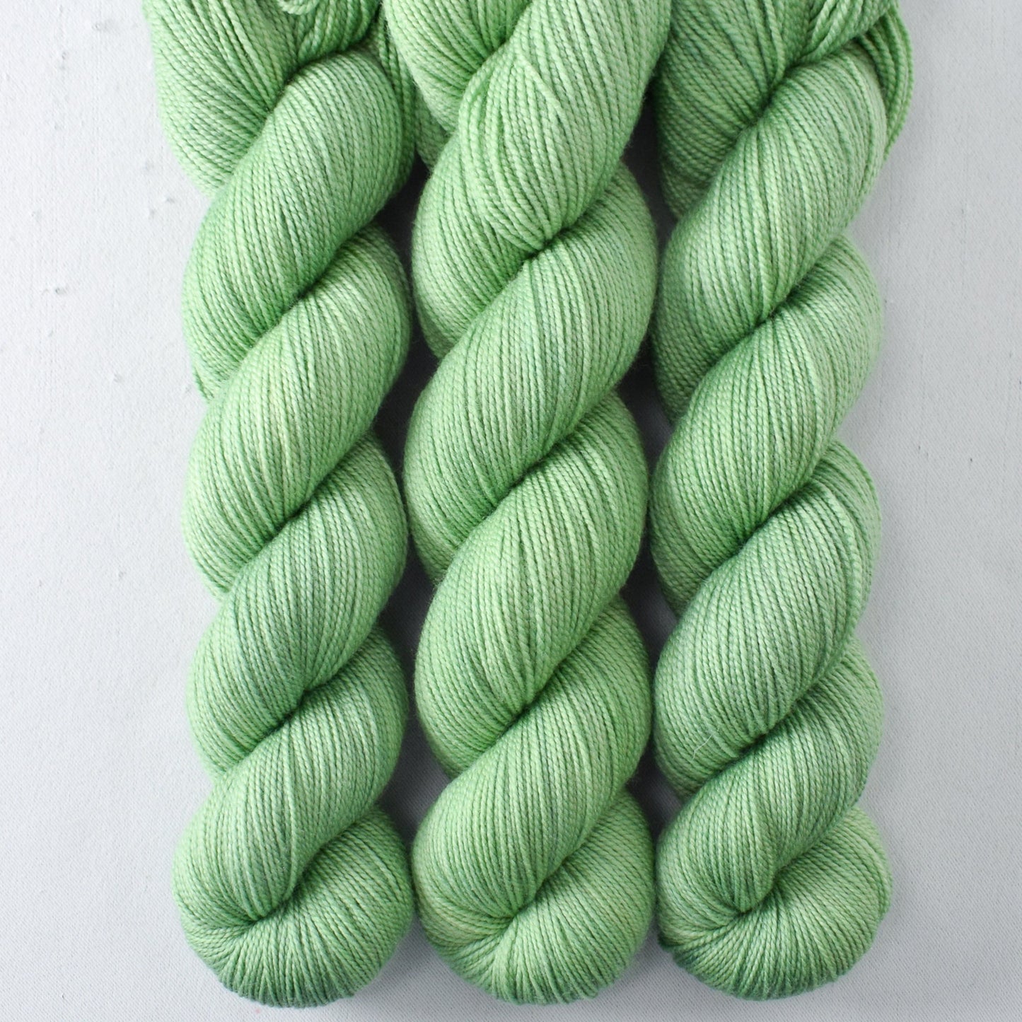 Snap Pea - Miss Babs Yummy 2-Ply yarn