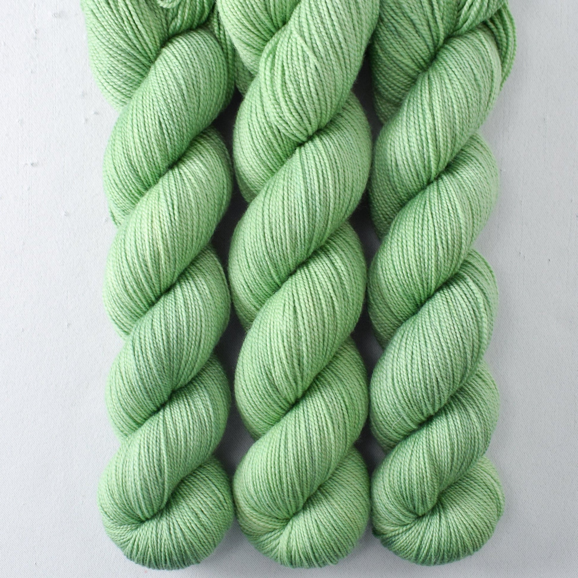 Snap Pea - Miss Babs Yummy 2-Ply yarn