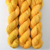 Snow Crocus - Miss Babs Yummy 2-Ply superwash Merino wool yarn