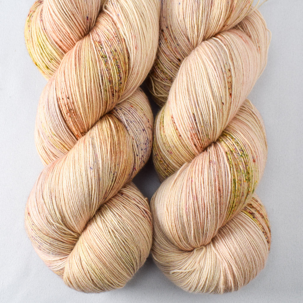Sparkling Sand - Miss Babs Katahdin yarn