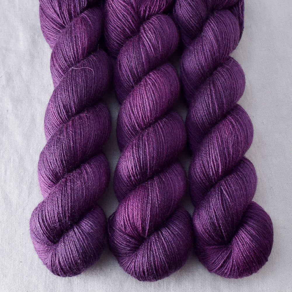 Spiked Punch - Miss Babs Katahdin 437 superwash BFL wool yarn