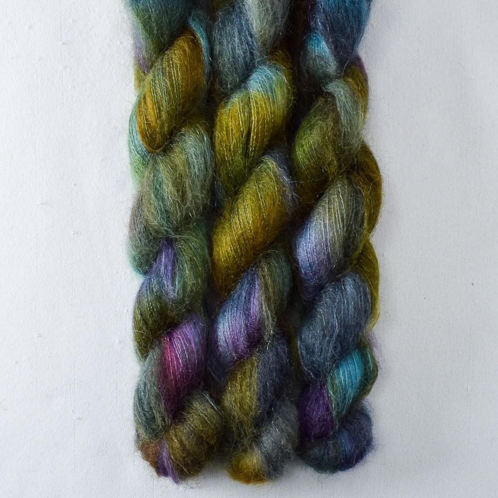 Splashy - Miss Babs Moonglow yarn