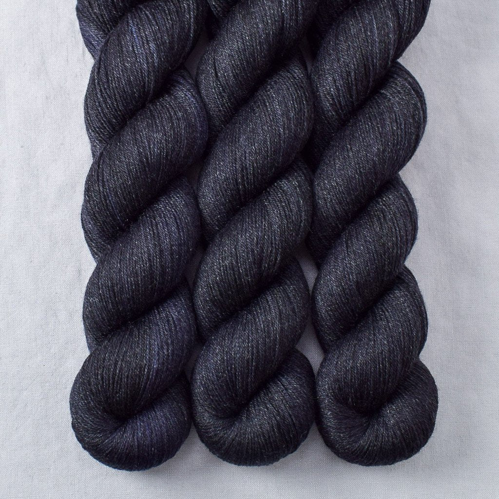 Starling - Miss Babs Tarte wool blend sock yarn