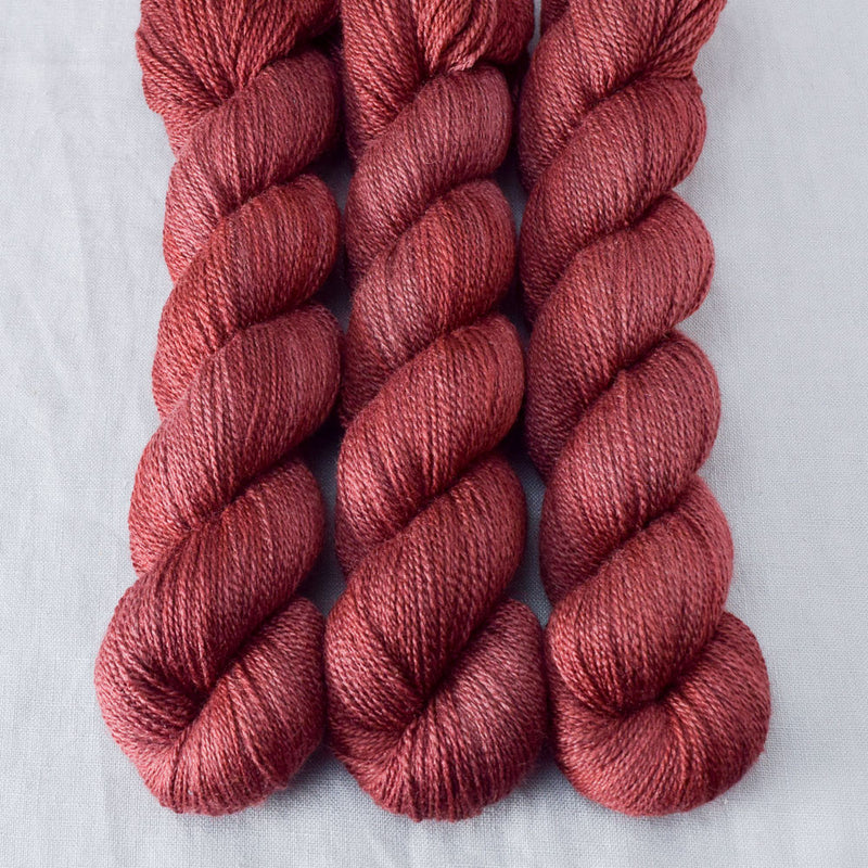 Sumach - Miss Babs Yet yarn