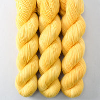 Sunbird - Miss Babs Yummy 2-Ply yarn