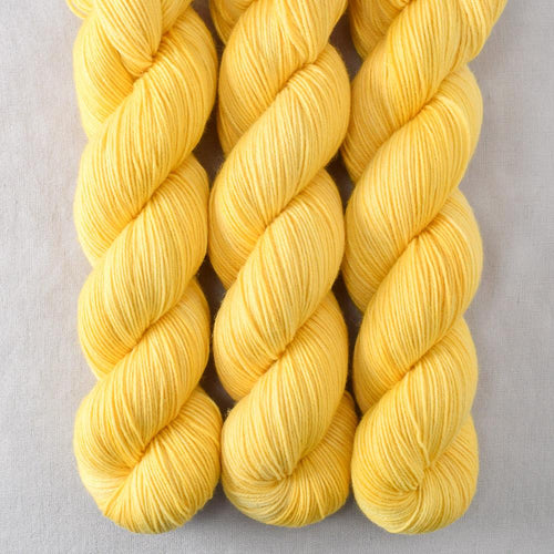 Sunny - Miss Babs Putnam yarn