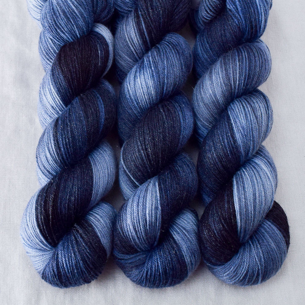 TARDish - Miss Babs Tarte yarn