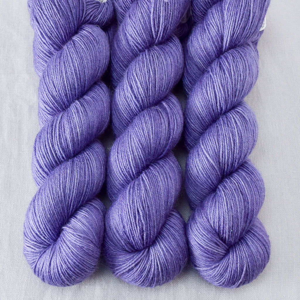 Taygeta - Miss Babs Katahdin 437 superwash BFL wool yarn