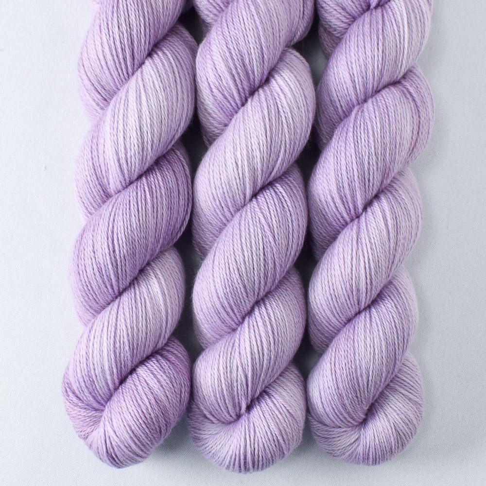 Theluj - Miss Babs Caroline merino-cashmere-nylon yarn
