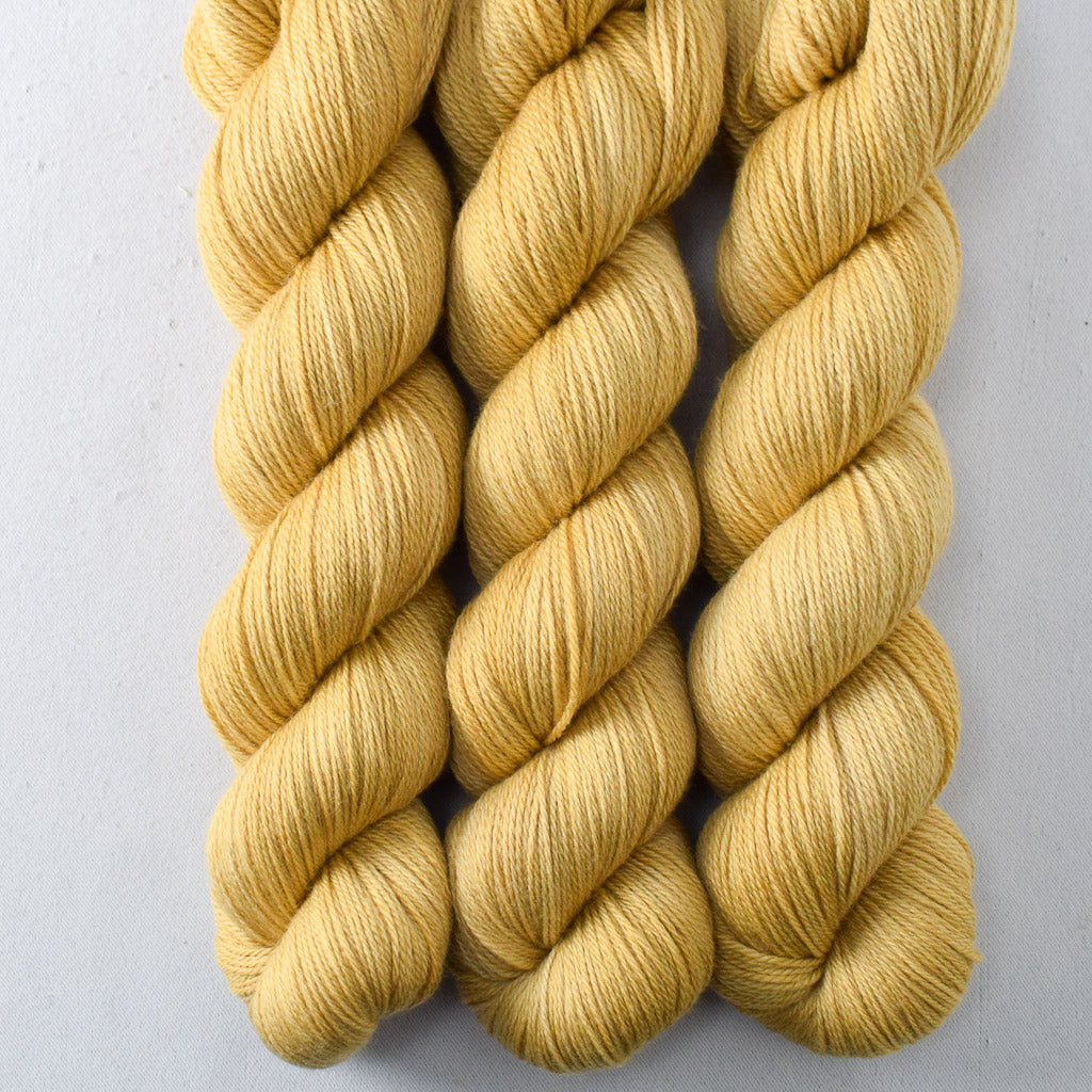 Tisane - Miss Babs Caroline merino-cashmere-nylon yarn