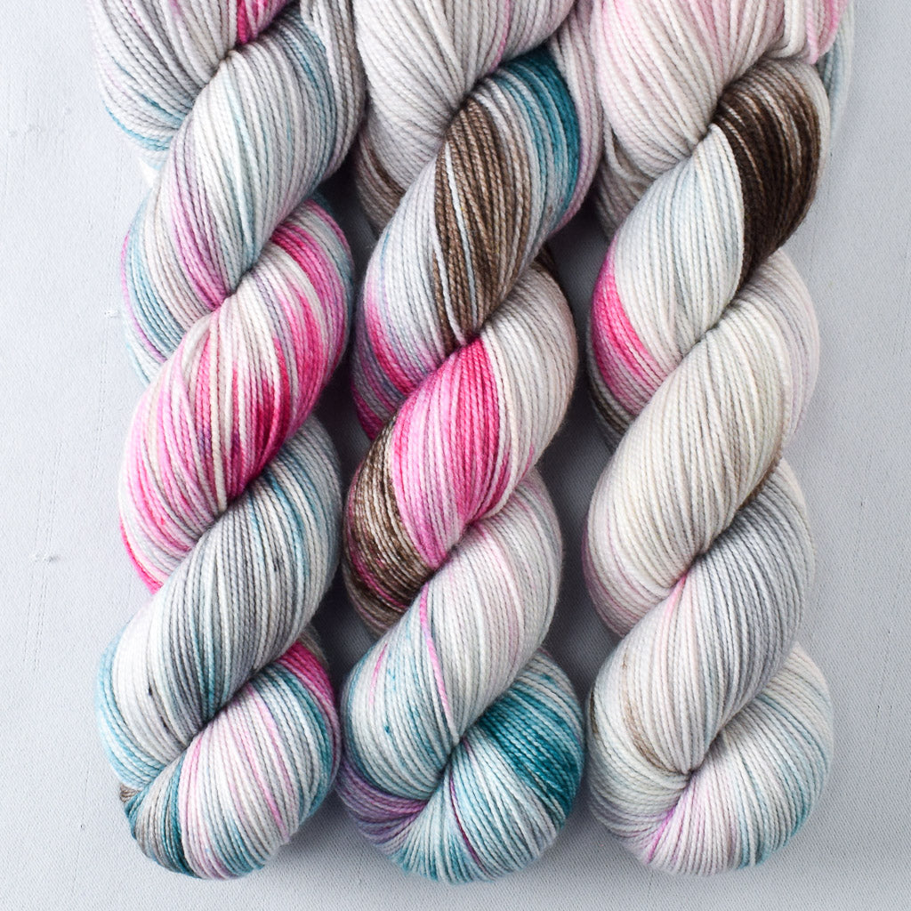 Toronto - Miss Babs Yummy 2-Ply superwash Merino wool yarn