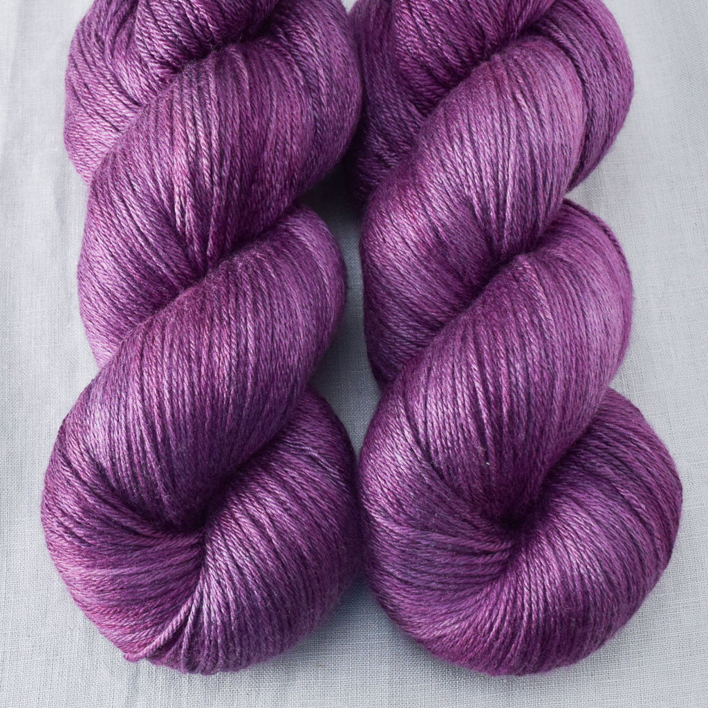 Tulipa - Miss Babs Big Silk wool and silk blend yarn
