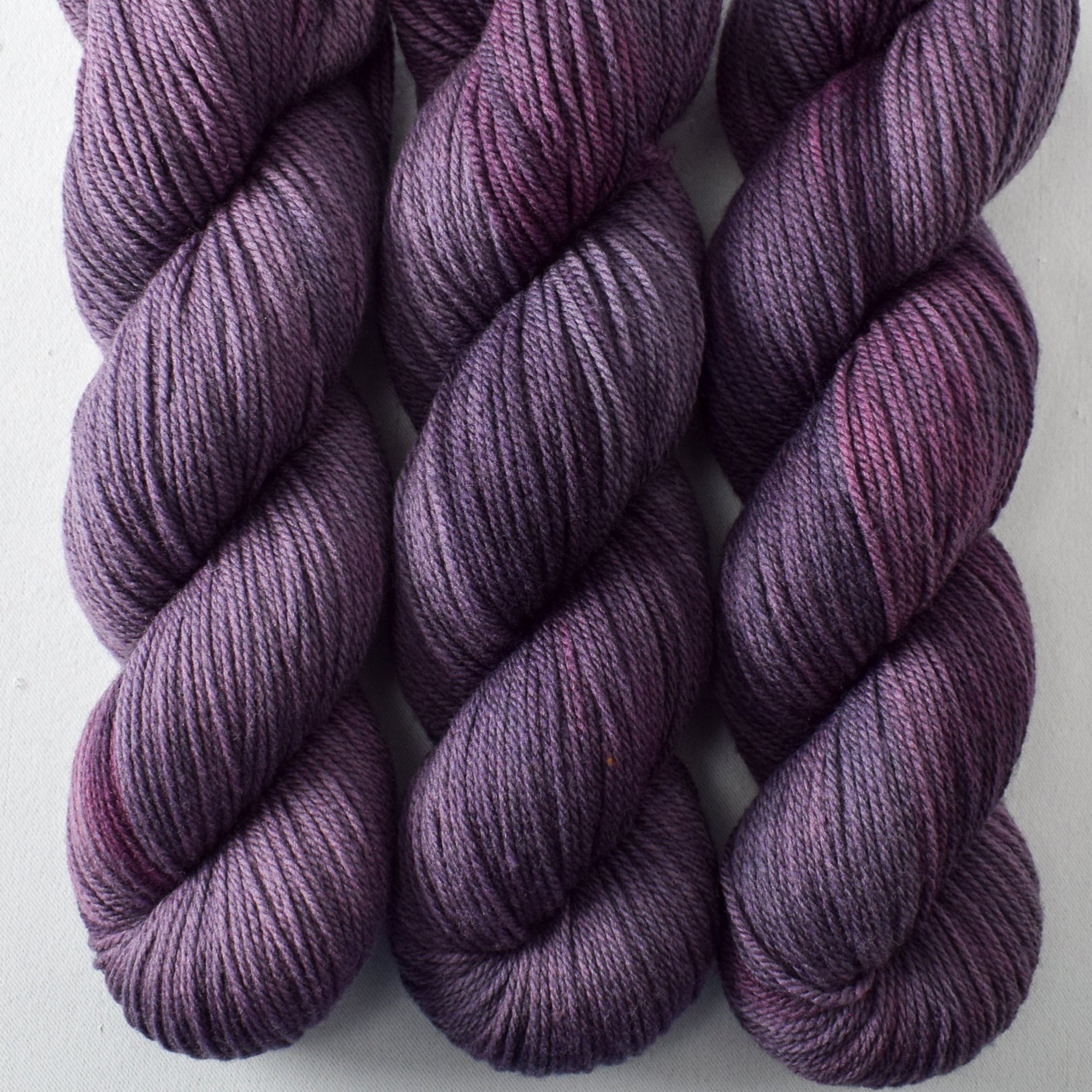 Tulipa - Miss Babs Intrepid yarn