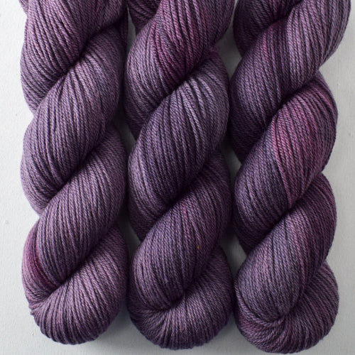 Tulipa - Miss Babs Intrepid yarn