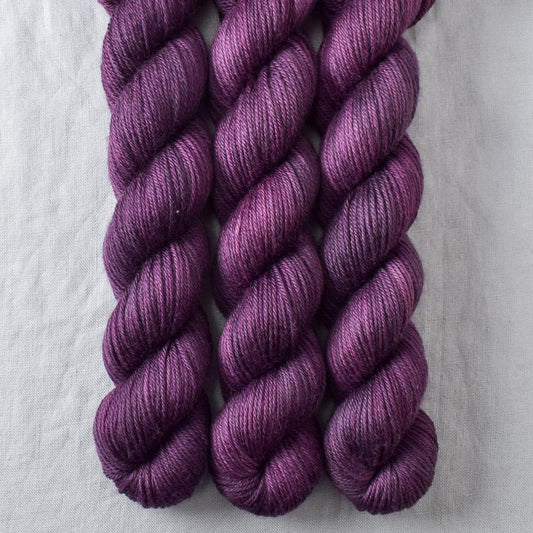 Tulipa - Miss Babs Yowza Mini yarn