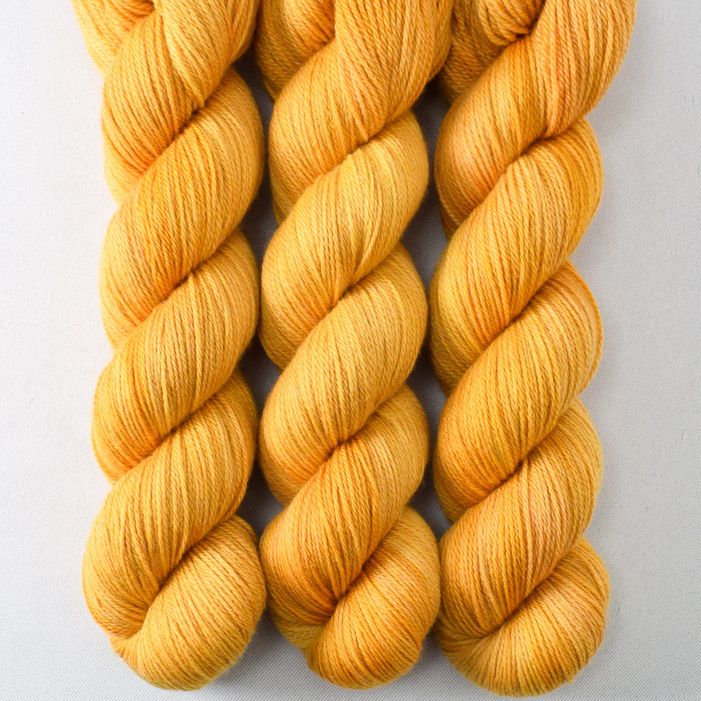 Turmeric - Miss Babs Caroline merino-cashmere-nylon yarn
