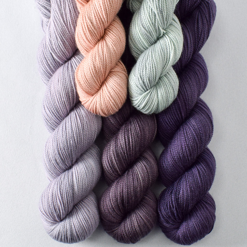 Twin Peaks - Miss Babs Kachina Peak Shawl Set