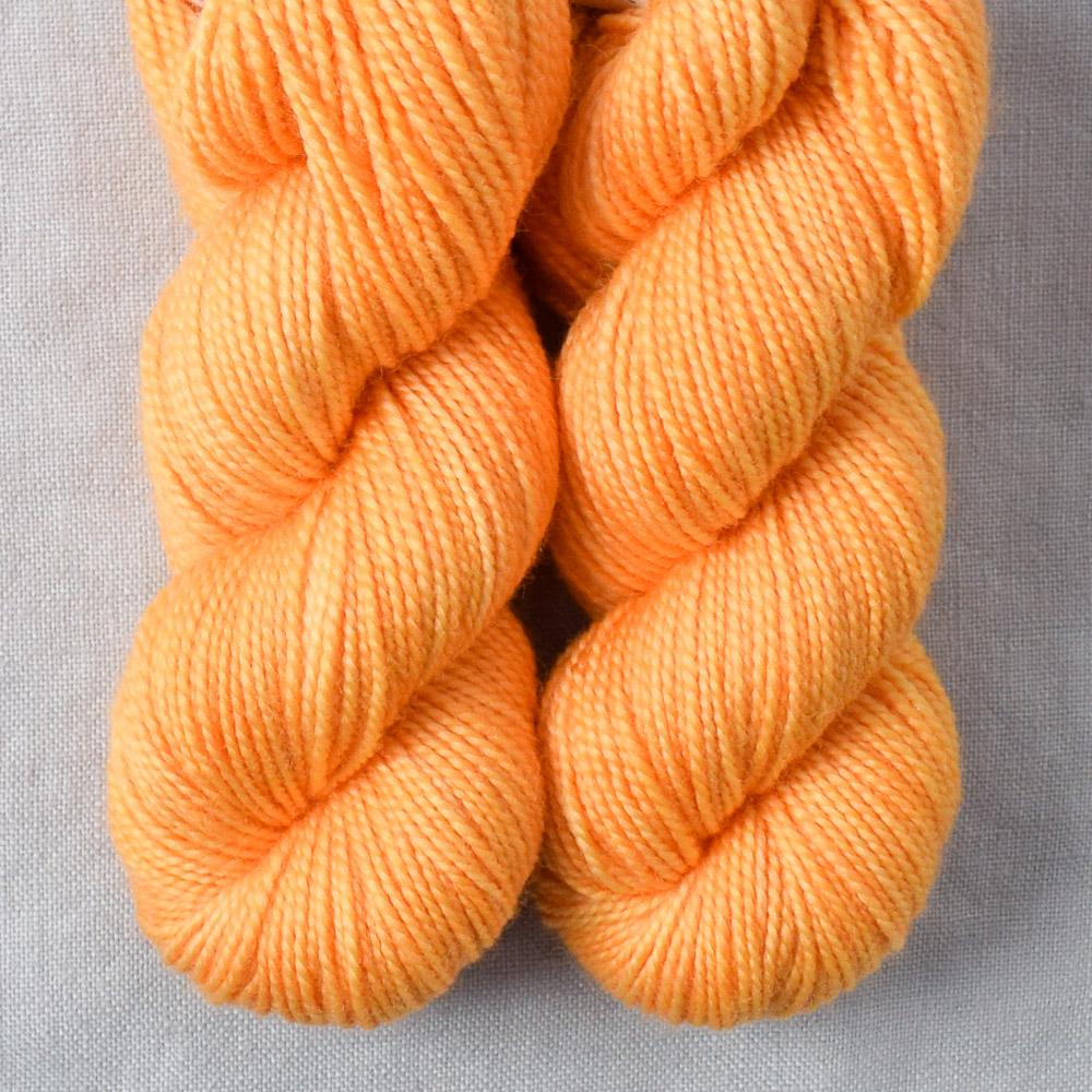 Ugli - Miss Babs Yummy 2-Ply Toes superwash Merino wool yarn