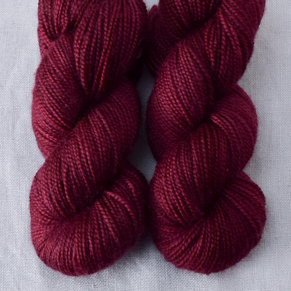 Understanding - Miss Babs Yummy 2-Ply Toes superwash Merino wool yarn