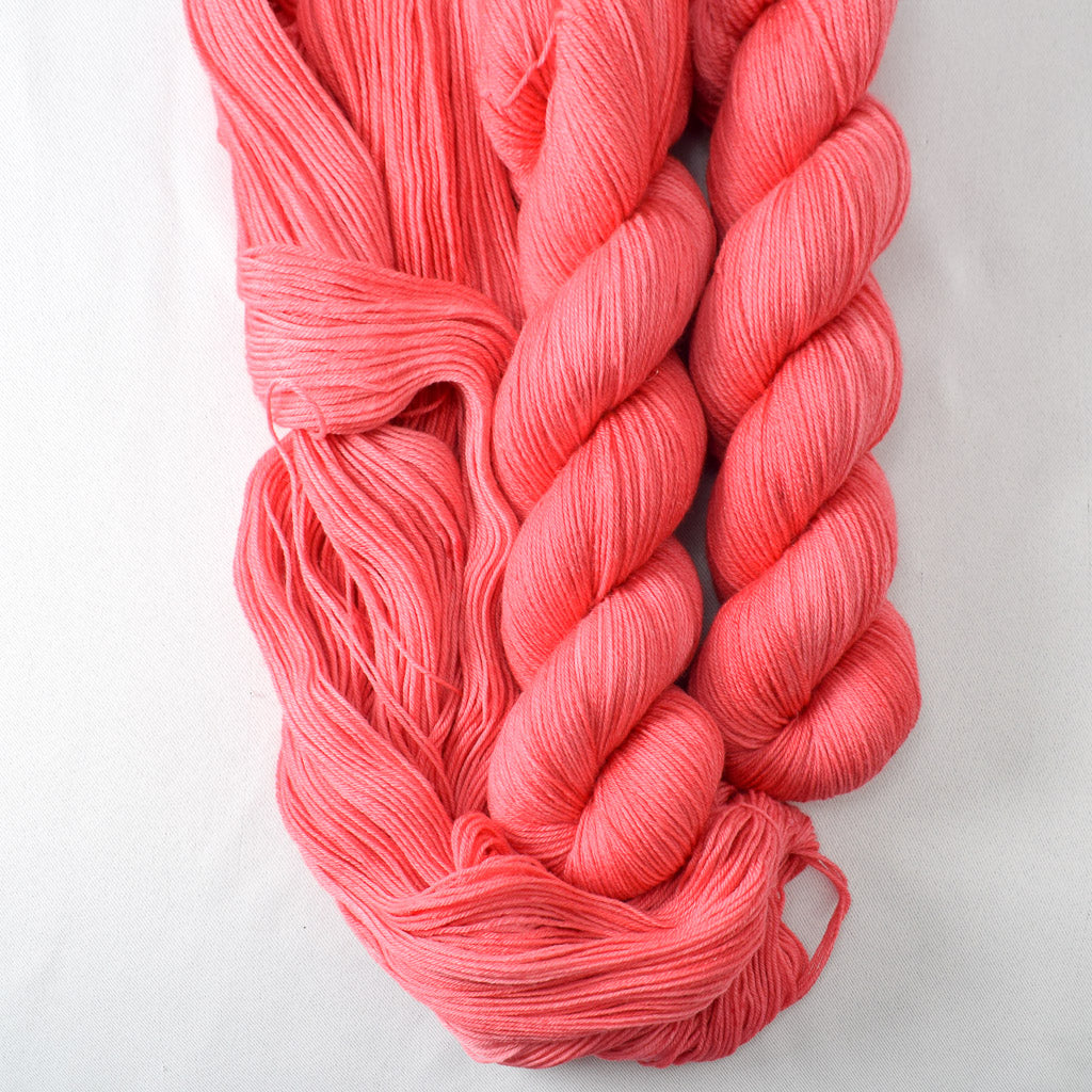 Virtu - Miss Babs Tarte wool blend sock yarn