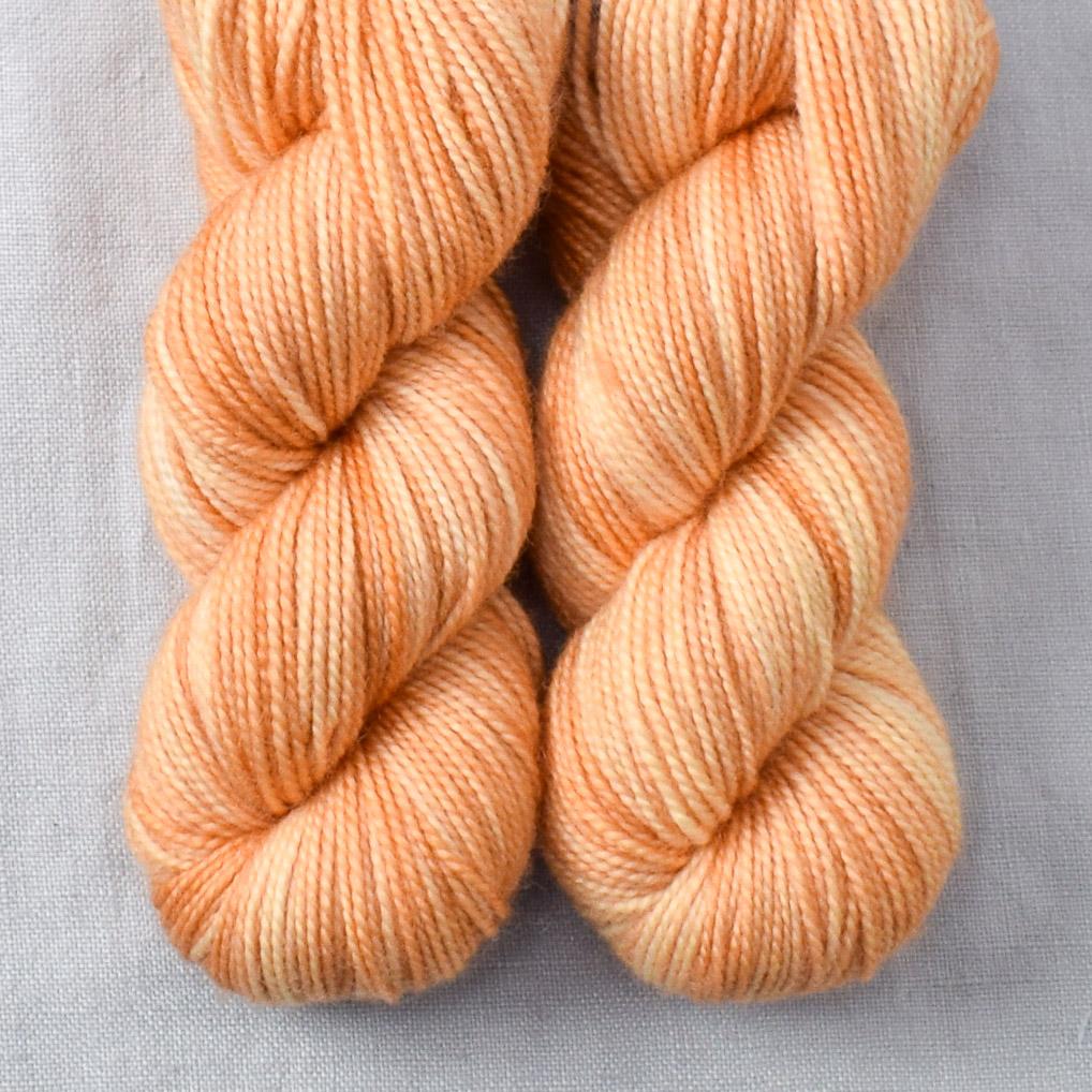 Volunteer - Miss Babs Yummy 2-Ply Toes superwash Merino wool yarn