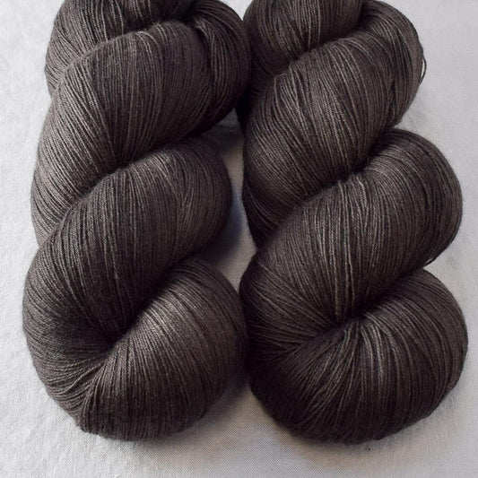 Walnut - Miss Babs Katahdin yarn