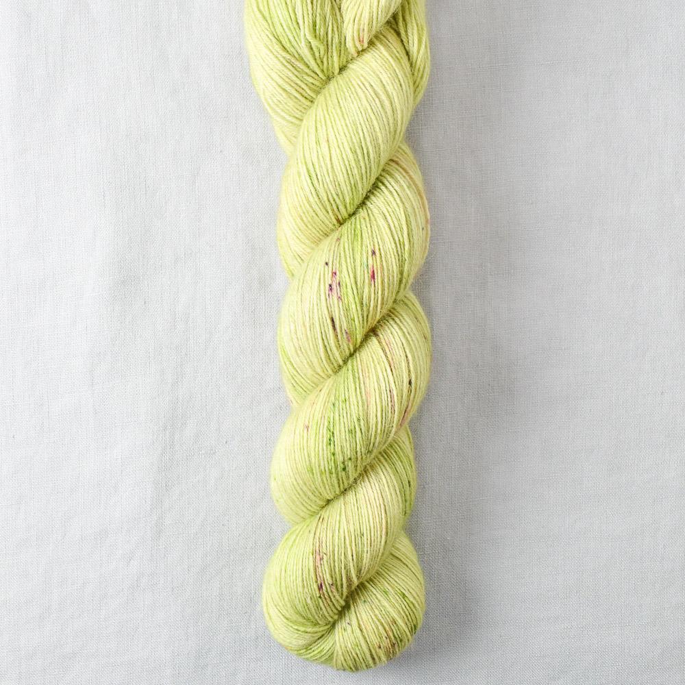 Wand Flower - Miss Babs Katahdin 600 yarn