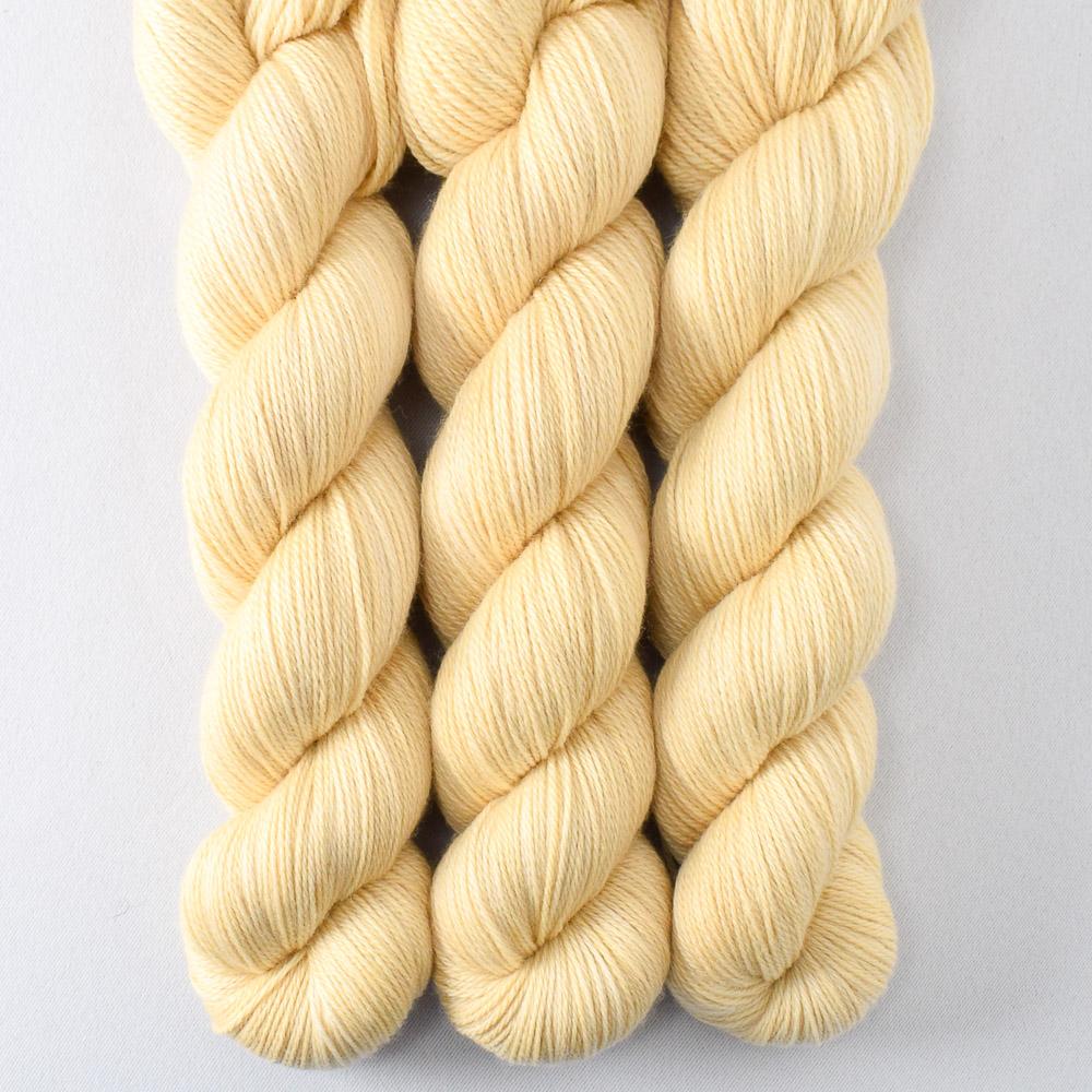 Wheaten - Miss Babs Caroline merino-cashmere-nylon yarn