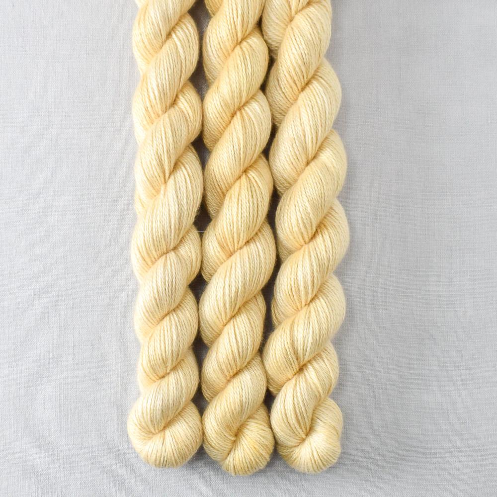 Wheaten - Miss Babs Sojourn yarn