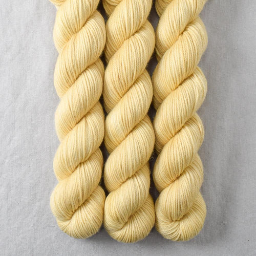 Wheaten - Miss Babs Yowza Mini yarn