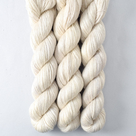 White Peppercorn - Miss Babs Holston yarn