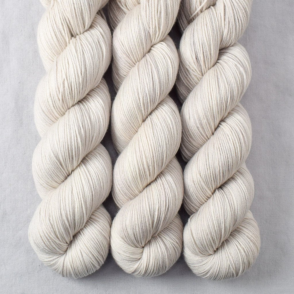 White Peppercorn - Miss Babs Tarte yarn